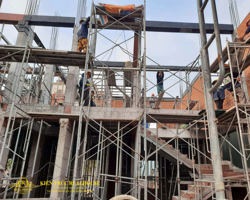 Cac-yeu-to-anh-huong-den-don-gia-thi-cong-phan-tho-2-realhouse