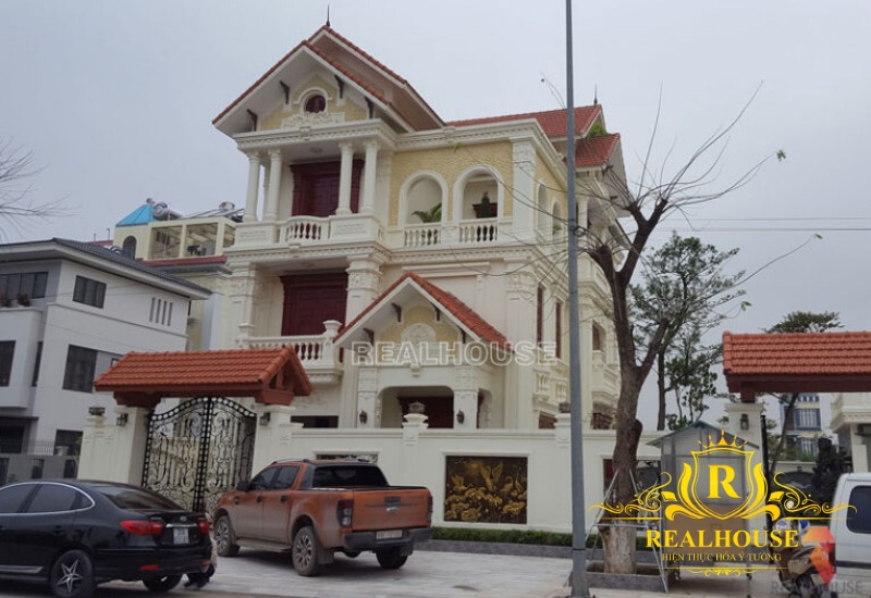 Thi-cong-biet-thu-3-tang-tan-co-dien-cua-ong-long-o-bac-ninh-1-realhouse-1
