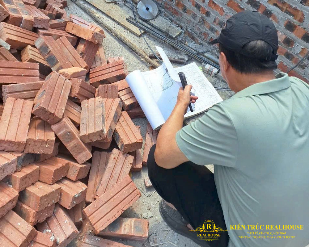 Co-nen-dau-tu-noi-that-khi-nha-chi-20m2-realhouse