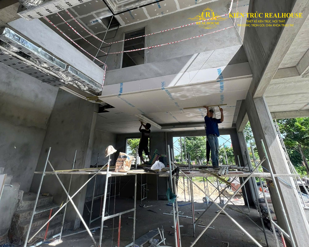 Vi-sao-du-toan-chi-phi-xay-nha-lai-quan-trong-realhouse