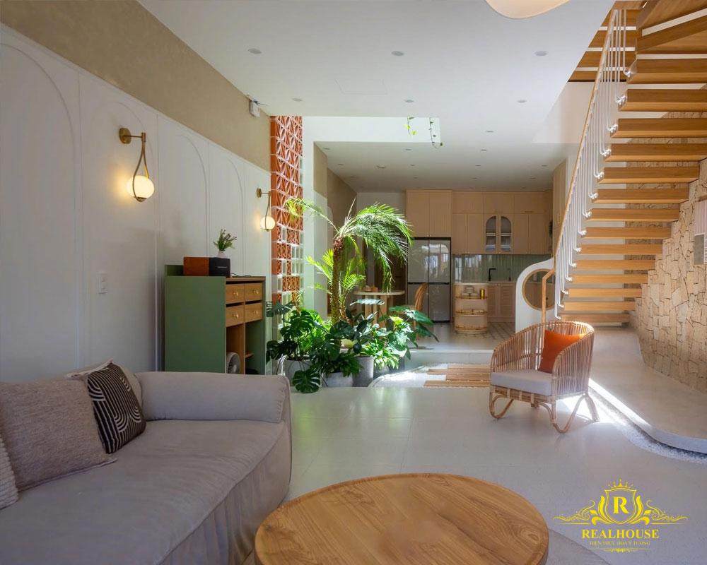 Du-toan-chi-phi-xay-dung-nha-mai-ngoi-cap-4-realhouse