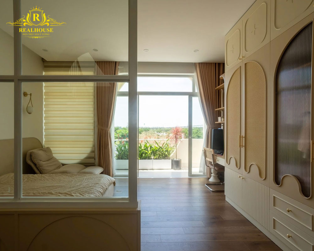 Mau-nha-cap-4-mai-bang-hien-dai-xu-huong-hien-nay-realhouse