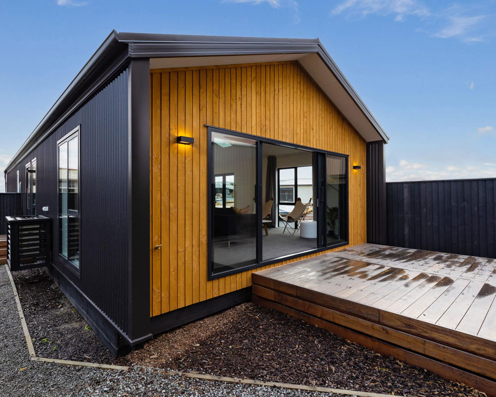 Dac-diem-noi-bat-cua-nha-tien-che-cap-4-co-gac-lung-realhouse