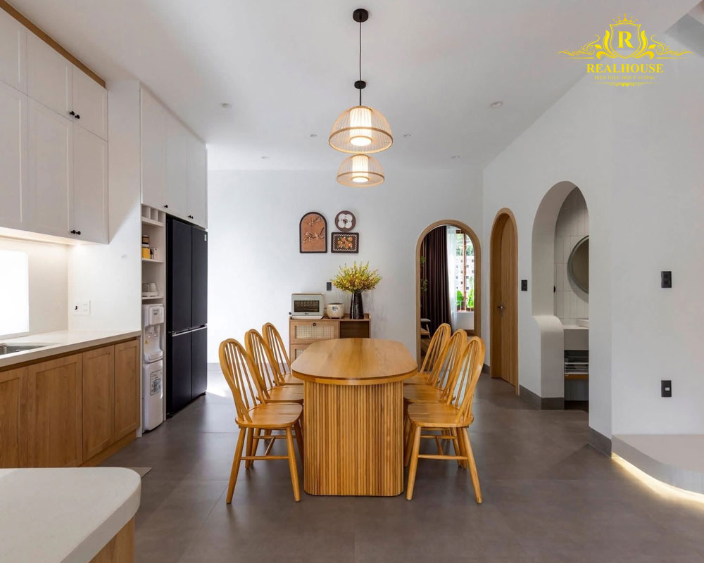 Mau-noi-that-nha-cap-4-o-nong-thon-dep-mai-bang-realhouse