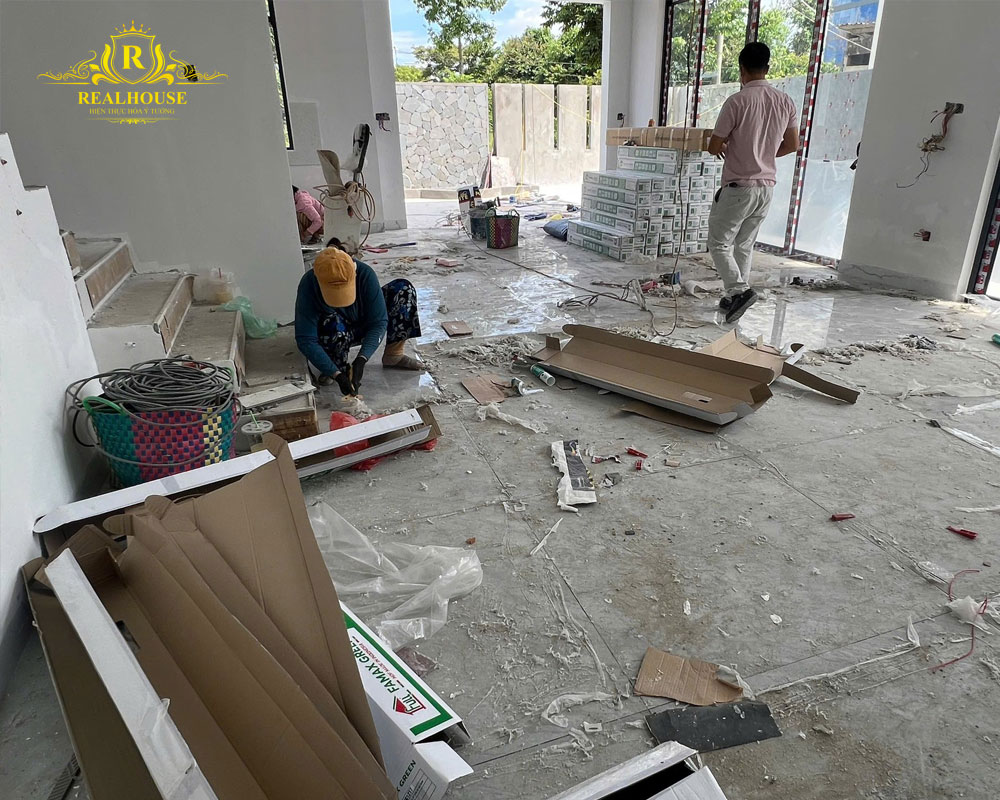 Du-toan-chi-phi-co-ban-khi-xay-nha-mai-thai-realhouse