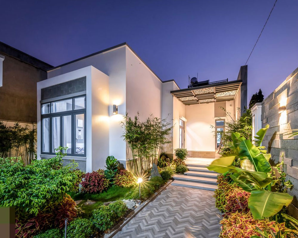 Mau-nha-chu-l-tan-dung-goc-san-vuon-realhouse