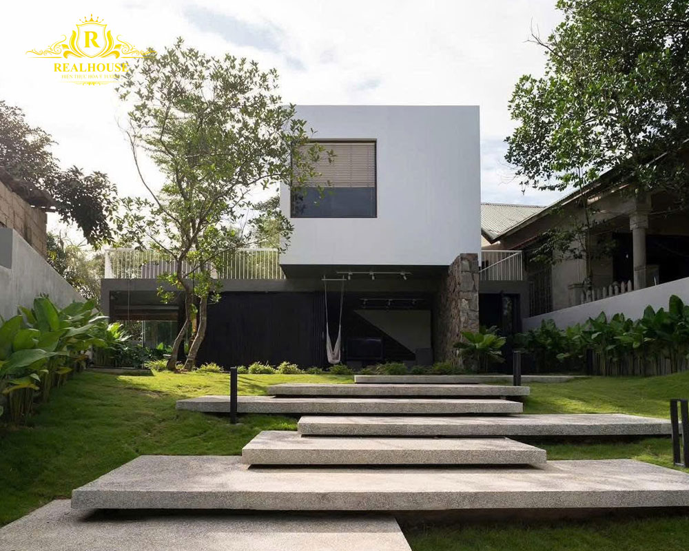 Bi-quyet-cai-tao-nha-cap-4-thanh-biet-thu-realhouse