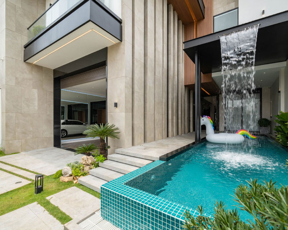 Biet-thu-hien-dai-co-ho-boi-1-realhouse
