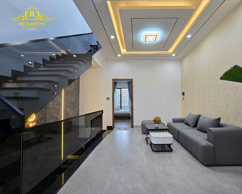 Kinh-nghiem-de-co-can-biet-thu-hien-dai-dep-va-tien-nghi-realhouse