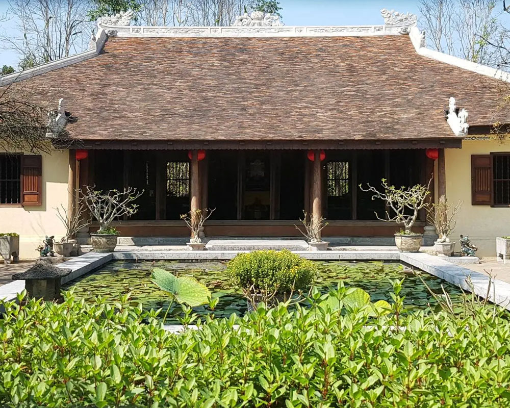Mau-nha-go-cap-4-3-gian-2-chai-duoc-ua-chuong-hien-nay-5-realhouse